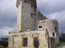 Belvilla by OYO Cozy Holiday Home With Pool