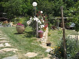 Belvilla by OYO Cozy Holiday Home With Pool