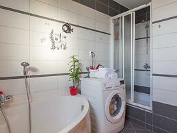 Beautiful Villa in Lisicic With Private Pool