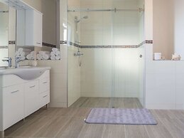 Beautiful Villa in Lisicic With Private Pool