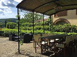 Rustic Comfort With Modern Touch