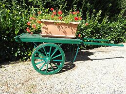 Rustic Comfort With Modern Touch