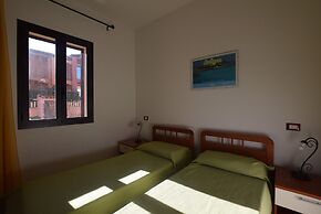 Residence With Pool, Near the Beach and Coastal Town of La Ciacca