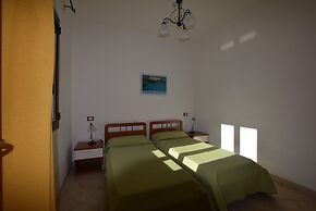 Residence With Pool, Near the Beach and Coastal Town of La Ciacca