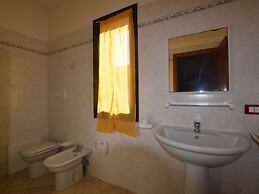 Residence With Pool, Near the Beach and Coastal Town of La Ciacca