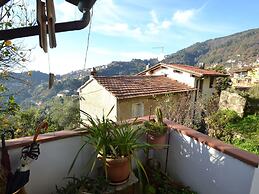 Belvilla by OYO Mazzei in Collina