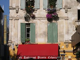 Provencal Parkside Haven