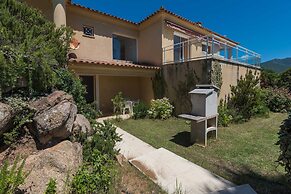 Spacious Villa With Pool