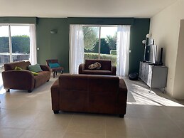 Modern Villa With Pool in Brives