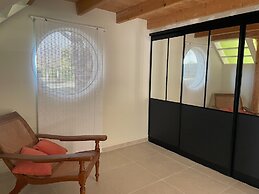 Modern Villa With Pool in Brives