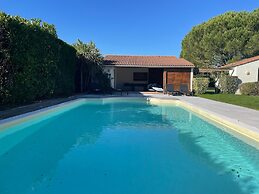 Modern Villa With Pool in Brives