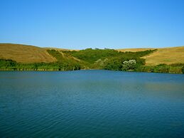 Flat With Swimming Pool and air Conditioning