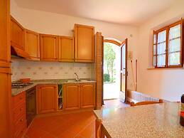 Flat With Swimming Pool and air Conditioning