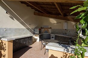 Villa in Ledenon With Private Pool