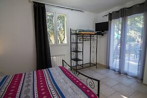Villa in Ledenon With Private Pool