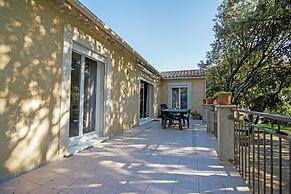 Villa in Ledenon With Private Pool