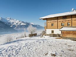 Warm Apartment in Uttendorf Salzburg near Ski Area