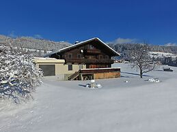Rustic Mansion in Mittersill near Kirchberg Ski Area