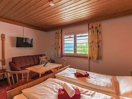 Rustic Mansion in Mittersill near Kirchberg Ski Area