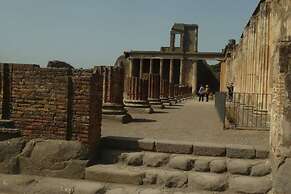 Belvilla by OYO Casa Rosada