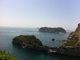 Belvilla by OYO Casa Rosada