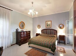 Belvilla by OYO Casa Rosada