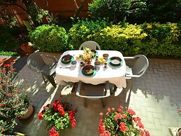 Belvilla by OYO Casa Rosada