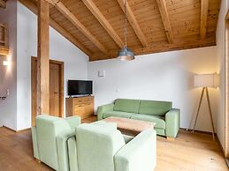 Quaint Chalet in Wald im Pinzgau with Garden near Ski Slopes