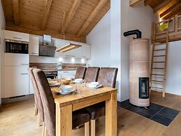 Quaint Chalet in Wald im Pinzgau with Garden near Ski Slopes