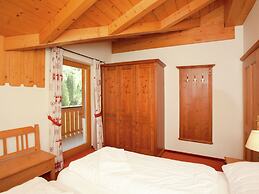 Chalet Apartment in Saalbach-hinterglemm