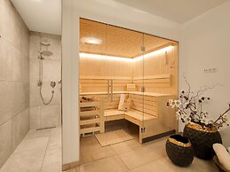 Luxurious Holiday Home With Sauna