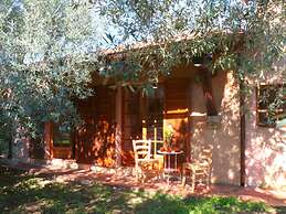 Belvilla by OYO Comfy Holiday Home With Garden