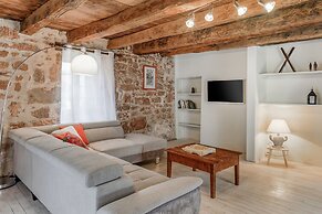 Tranquil Holiday Home With Private Pool