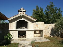 Villa With Private Pool in Trilj, Dalmatia