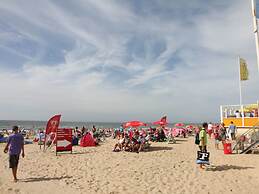 Studio Near Heiloo Woods and Egmond Beach