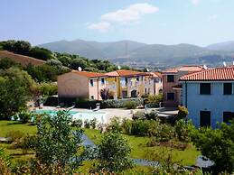 Residence with Swimming Pool in Green Countryside near Thermal Baths