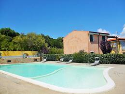 Residence with Swimming Pool in Green Countryside near Thermal Baths