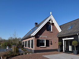 Luxurious Villa With Private Garden in Kaag
