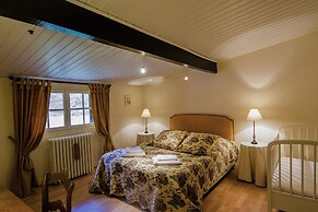 Holiday Home in Bourgnac With Private Pool