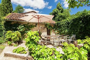Holiday Home in Bourgnac With Private Pool