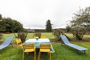 Priziac Garden Hideaway