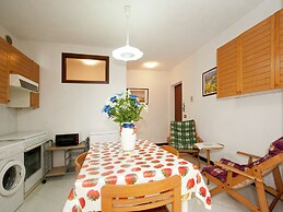 Belvilla by OYO Inviting Holiday Home With Terrace