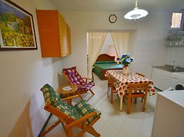 Belvilla by OYO Inviting Holiday Home With Terrace