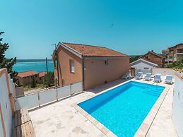 Capacious Holiday Home in Maslenica
