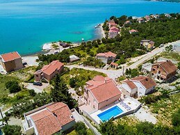 Capacious Holiday Home in Maslenica