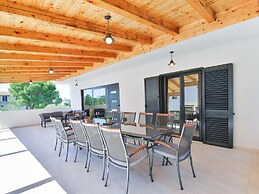 Holiday Home With Private Pool and spa