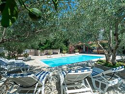 Holiday Home With Private Pool and spa