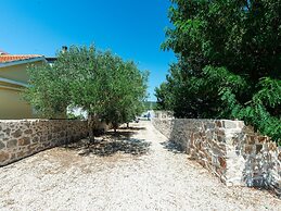 Holiday Home With Private Pool and spa