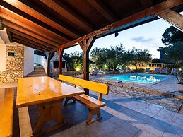 Holiday Home With Private Pool and spa