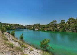 Verdon Views: Pool & Terrace